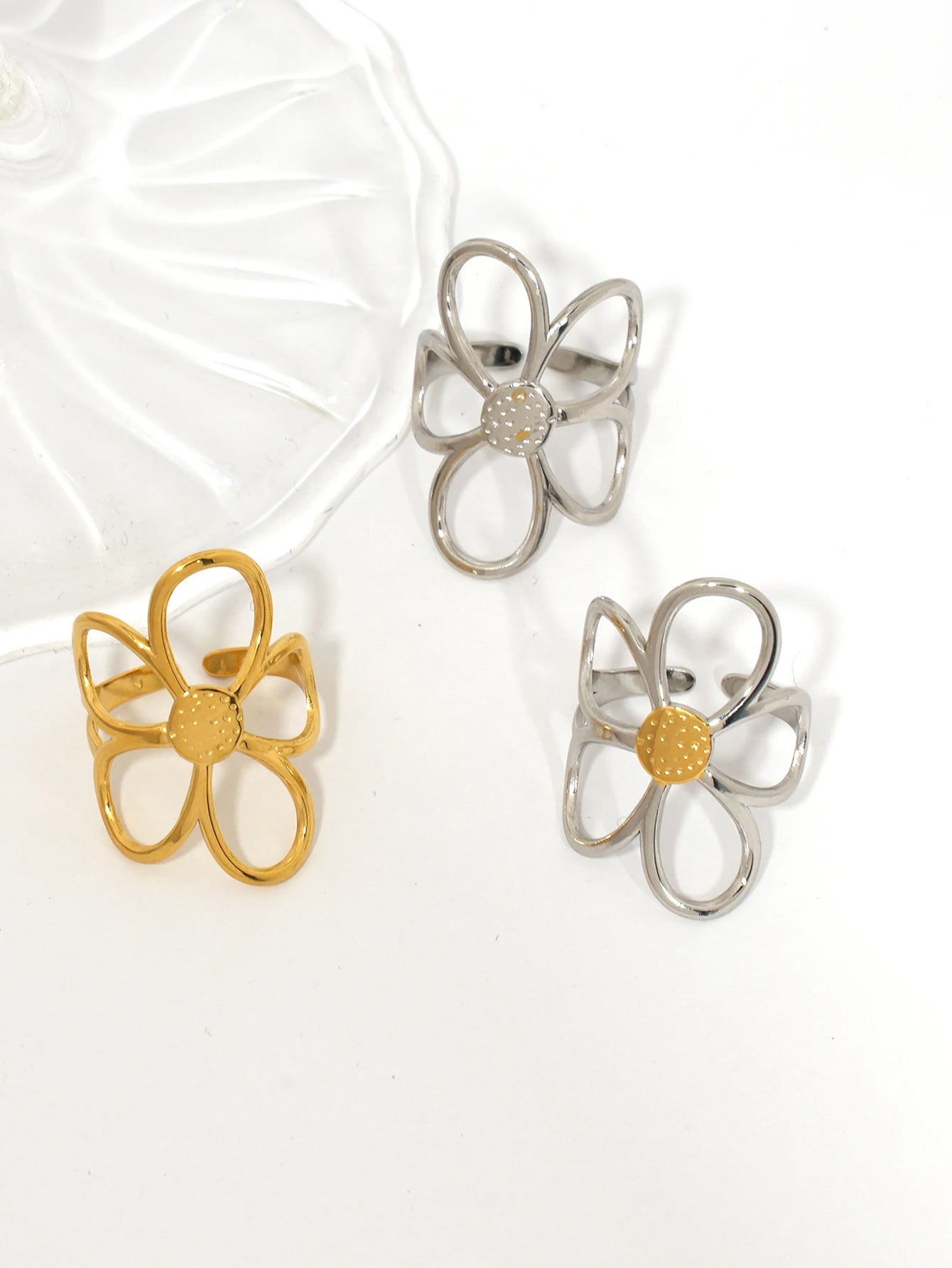 Retro Flower Ring