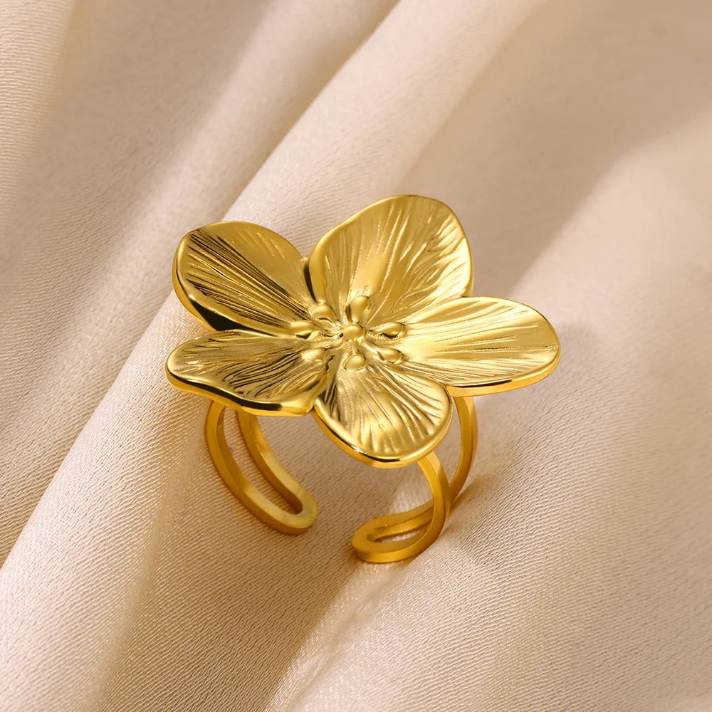 Geometric Ring