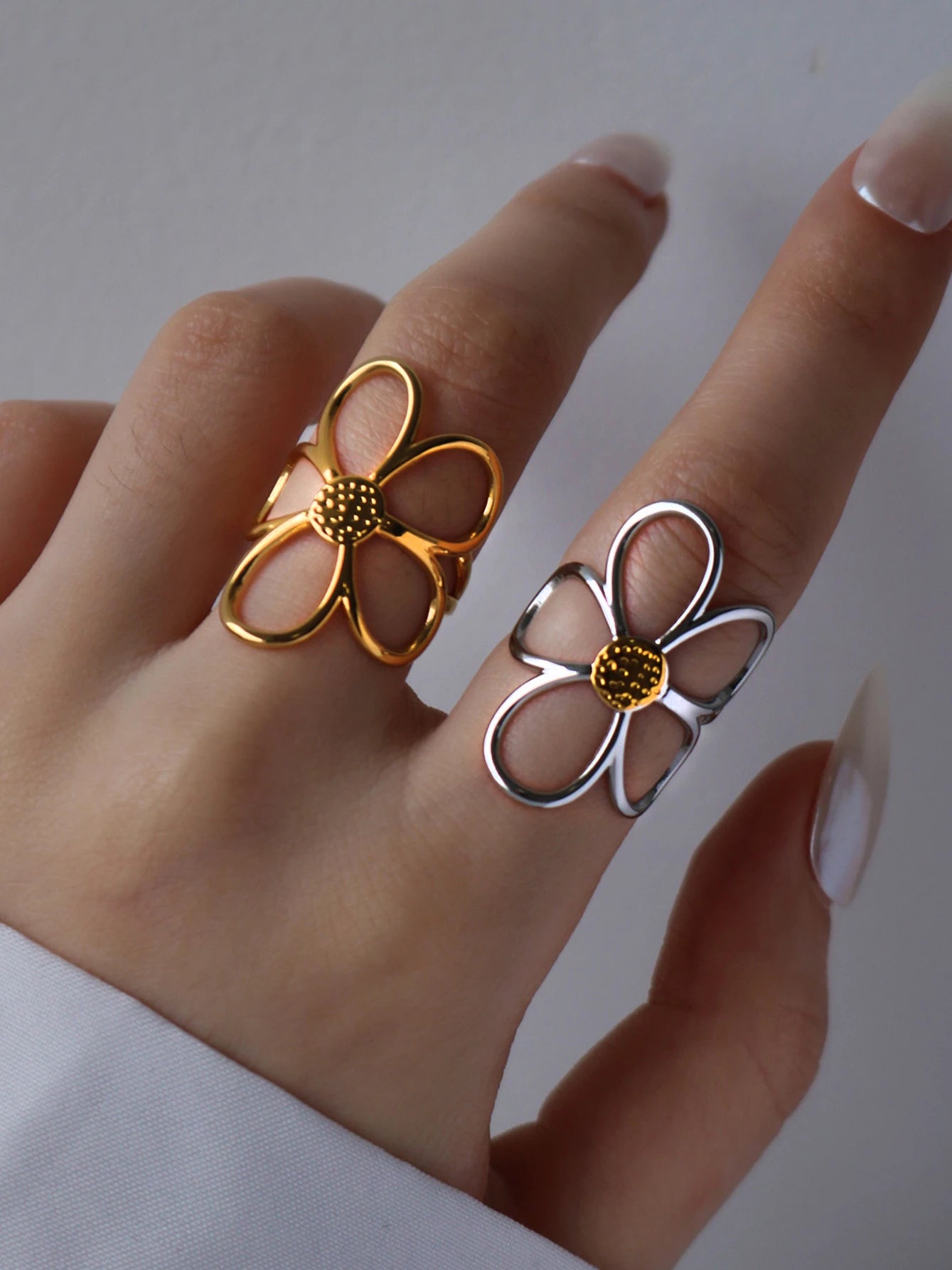 Retro Flower Ring