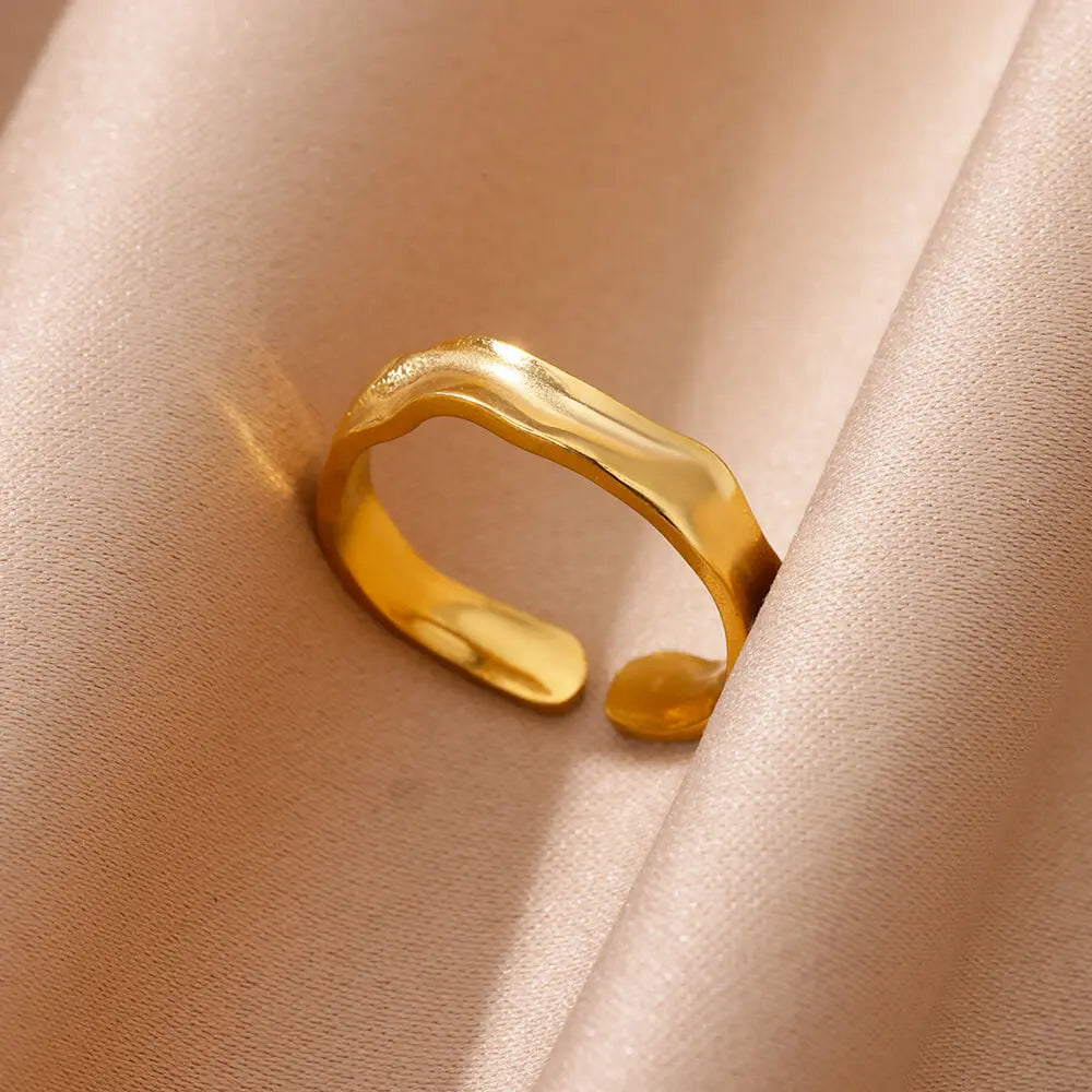 Geometric Ring